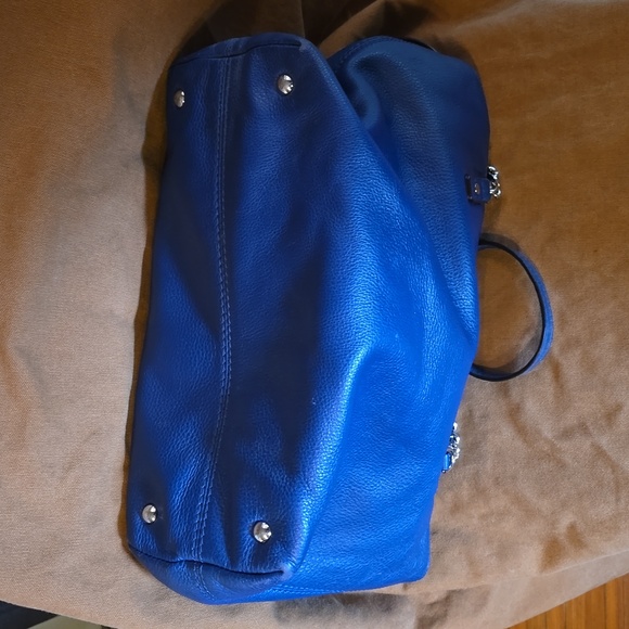 Michael Kors blue handbag - Picture 4 of 4
